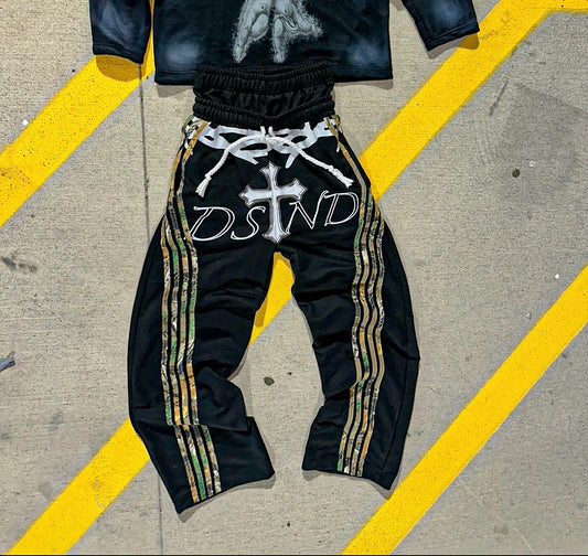 Ds†nd camo sweats